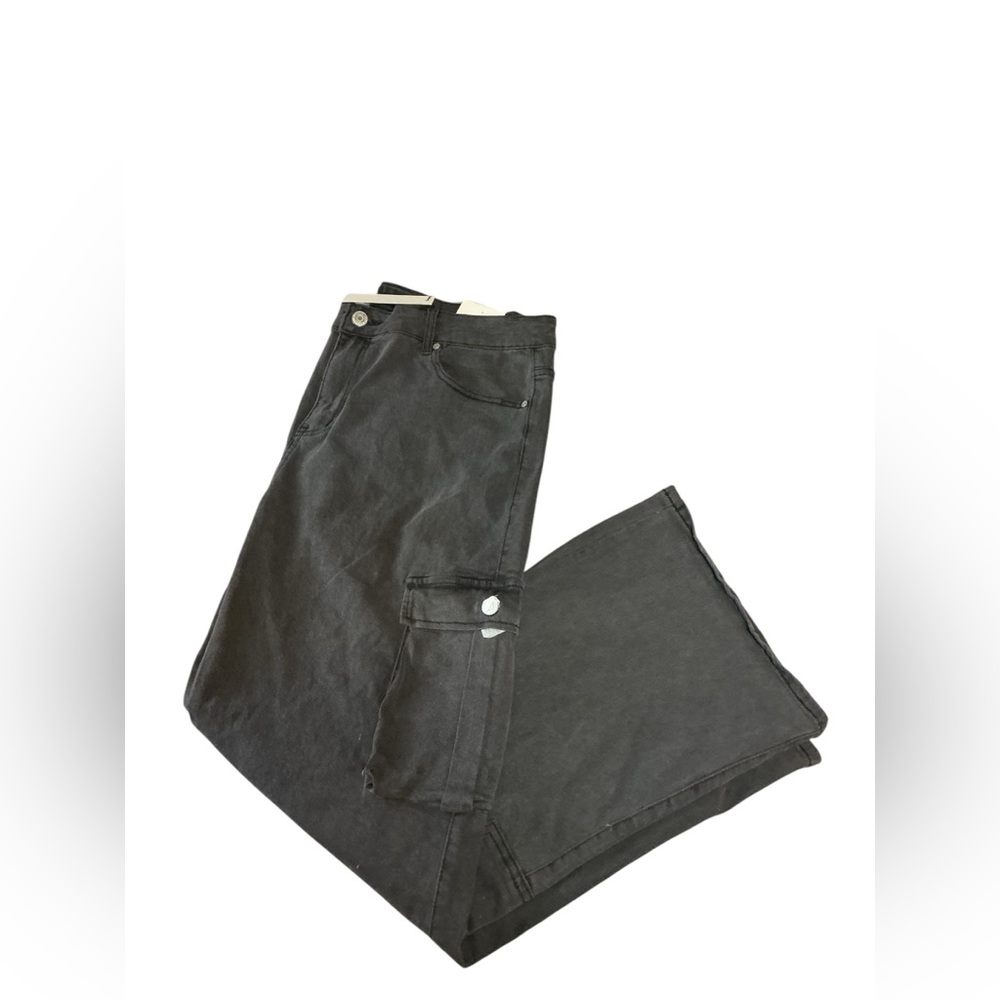 VIP Jeans mid‑rise wide‑leg jeans with 3D pockets – Women’s size 13/14 – NWT